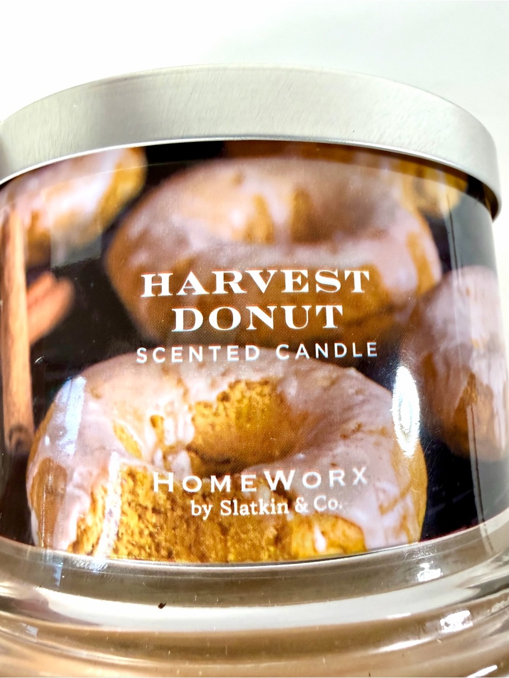 Harvest DONUT 4 Wick Candle 18 oz 30-55
Hour burn CLEAN HARRY SLATKIN HOMEWORX
